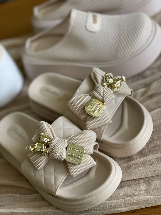 Шльопанці жіночі 36р, Польща