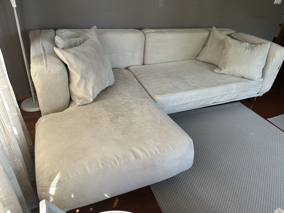Sofá de 3 lugares com chaise longue