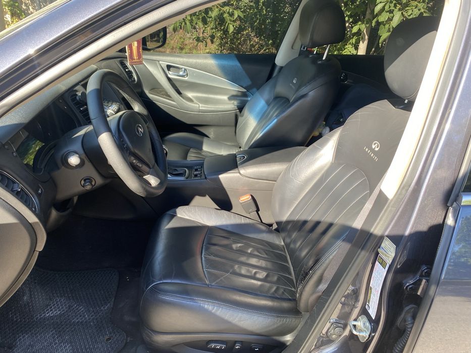Продам Infiniti EX35