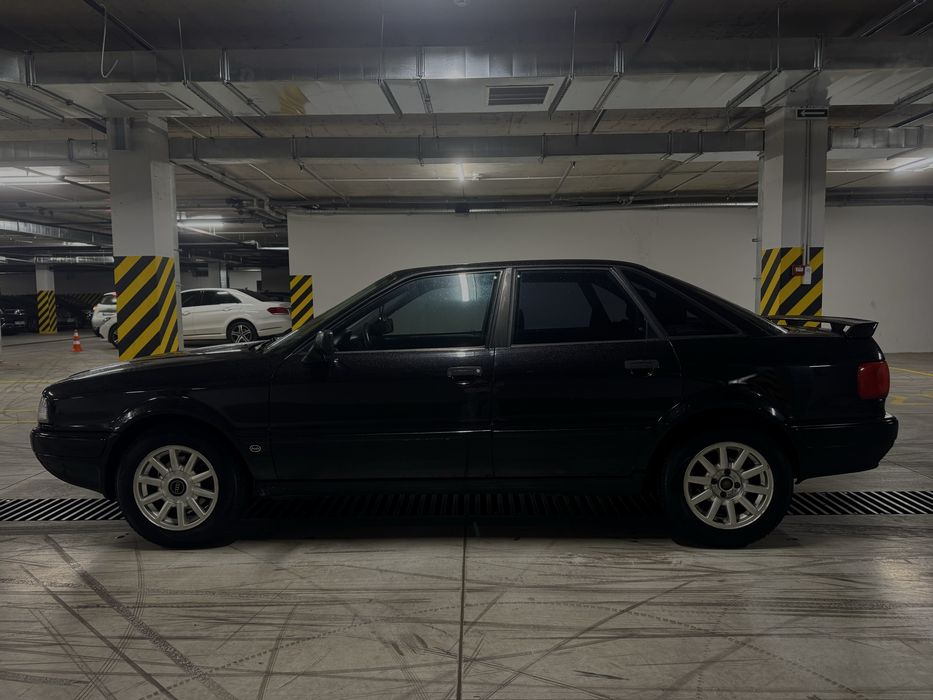 Продам хороше авто Audi 80 b4