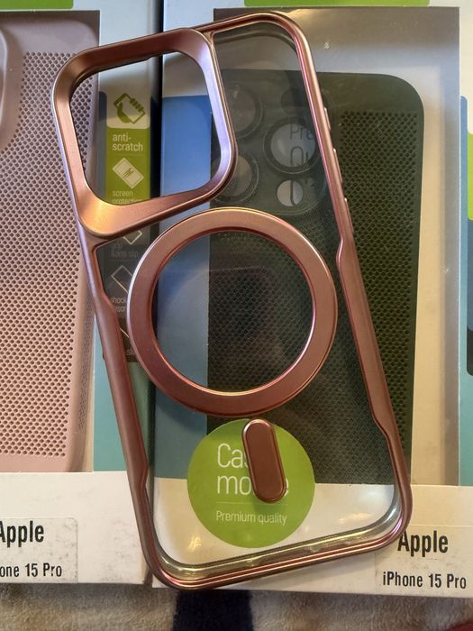 Три чохли на айфон iphone 15 pro нові за всі 400 грн