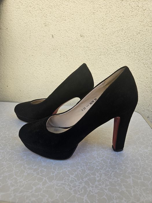 Buty na obcasie, 39 rozmiar