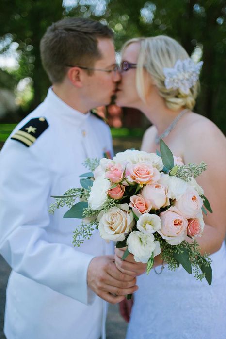 Обєктив Carl Zeiss Touit Planar 32mm f/1.8