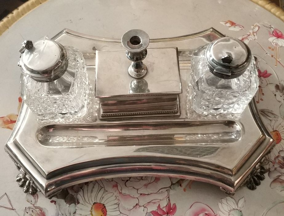 Tinteiro em casquinha Inglesa ( boa qualidade )