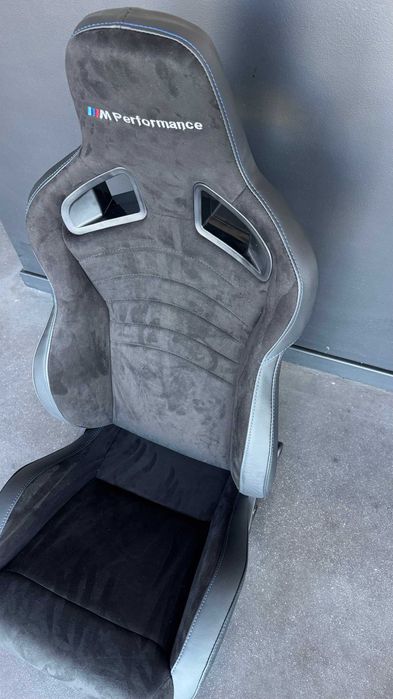 Baquets Alcantara M Performance