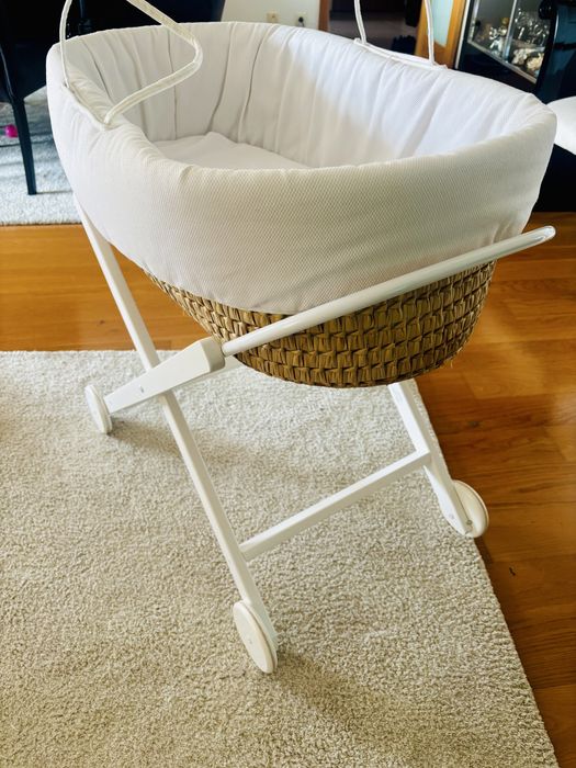 Berço para bebé (até 12 meses)