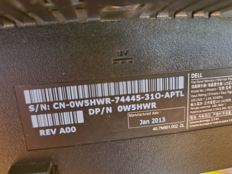 Monitor Dell CN-0W5HWR  3 SZT  w dobrym stanie