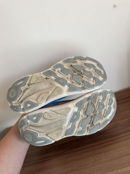 Hoka Clifton 9 buty do biegania r.46