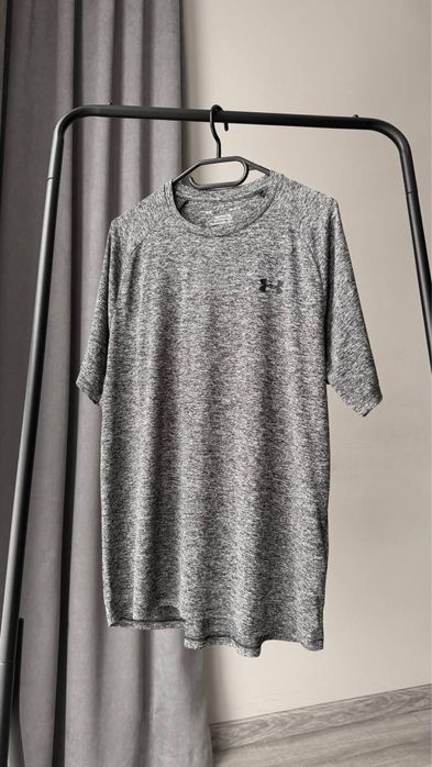 Футболка Under Armour розмір L
