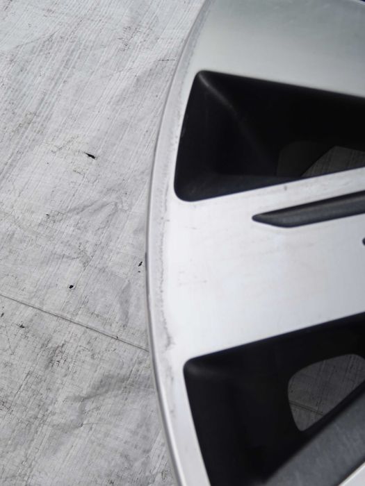 alu felga aluminiowa audi q4 e-tron sportback 19 cali 89a 89a601025c