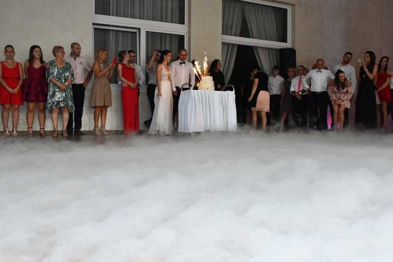 Dj saksofonistą ciężki dym fotobudka 360 pistolet CO2 wiatraki iskier