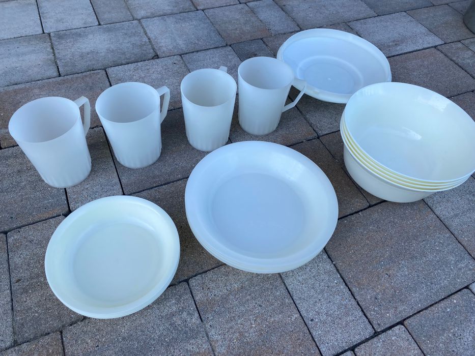 Biwakowe naczynia PRL