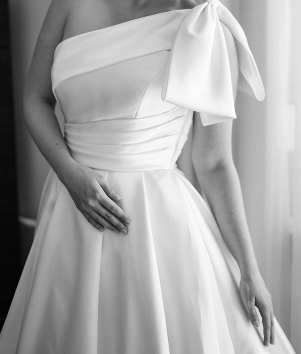 Suknia ślubna PRONOVIAS Nicosia