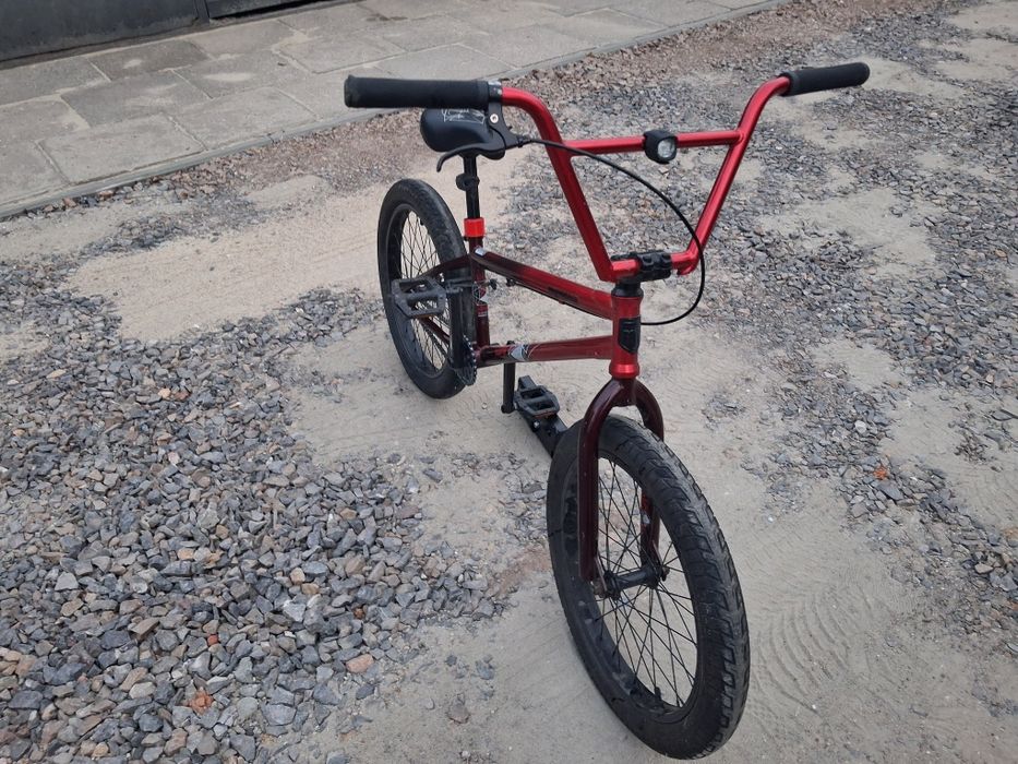 BMX Mongoose Legion L80