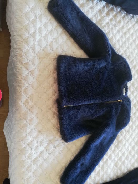 Casaco azul de pêlo