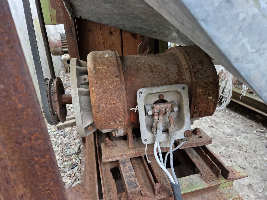 Продам станки деревообробні