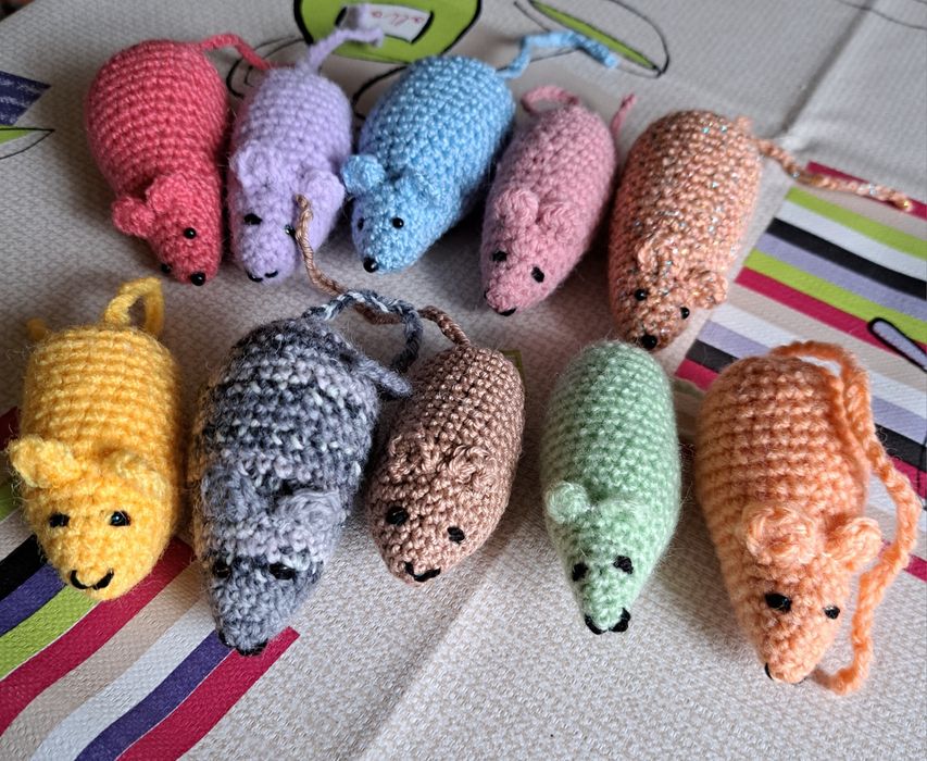 Myszki zabawka dla kotka 4szt +1 gratis