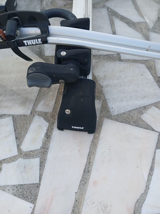 Barras e suportes da thule para mercedes classe C