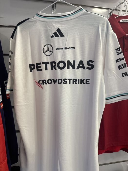 Polos e T-shirts AMG Petronas