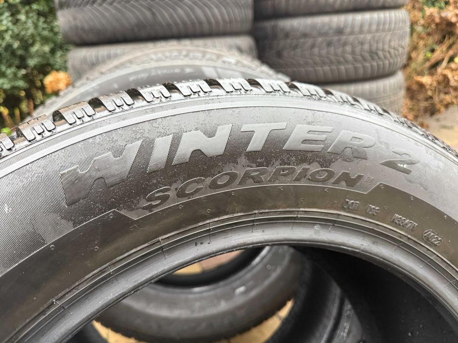 235-60 R18 107V Pirelli Scorpion Winter 2 2023р 4шт