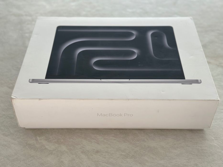 Apple Macbook Pro M3 Max - 36GB - 1TB