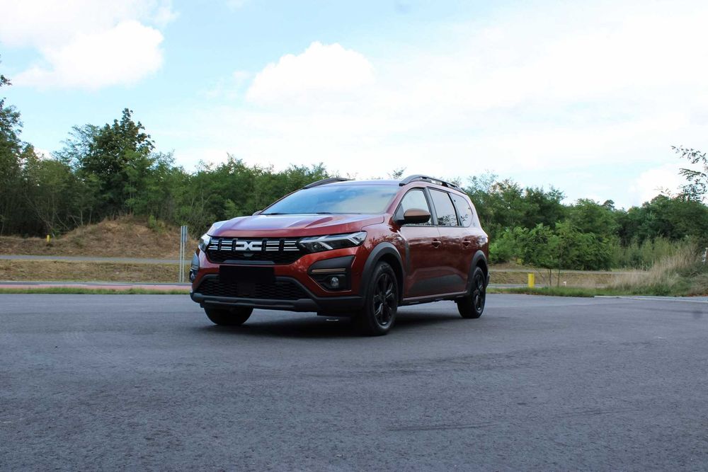 Wynajem Dacia Jogger 7 osobowa LPG wynajem Inowrocław rodzina firma