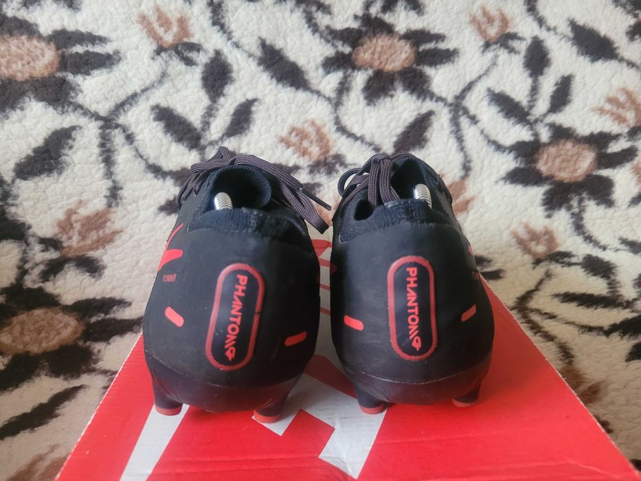 Super sportowe korki piłkarskie Nike Phantom GT Pro AG Pro wkł.30 cm