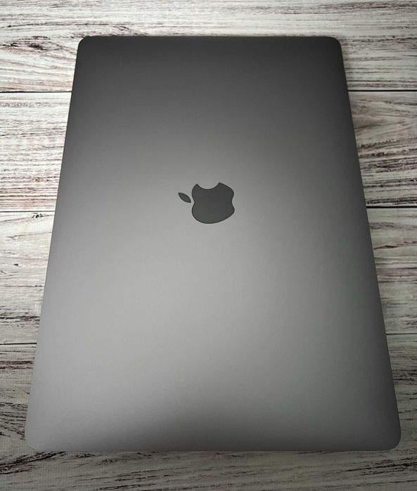 Apple Macbook Air 2020 M1 / 16Gb / SSD 512Gb