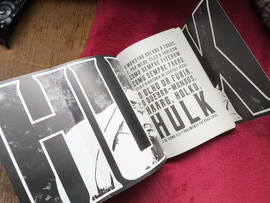 Livro " Planeta Hulk"