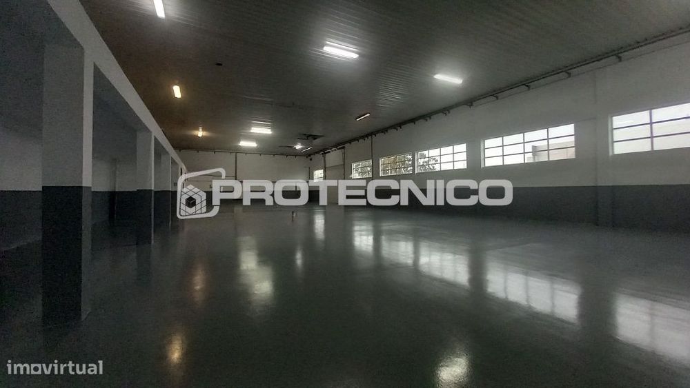 Armazém 550m2 – Aveiro