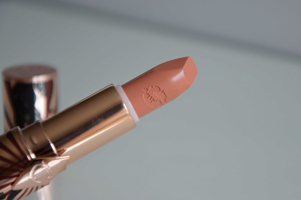 Charlotte Tilbury Hot Lips Angel Alessandra pomadka nude ORYGINAŁ