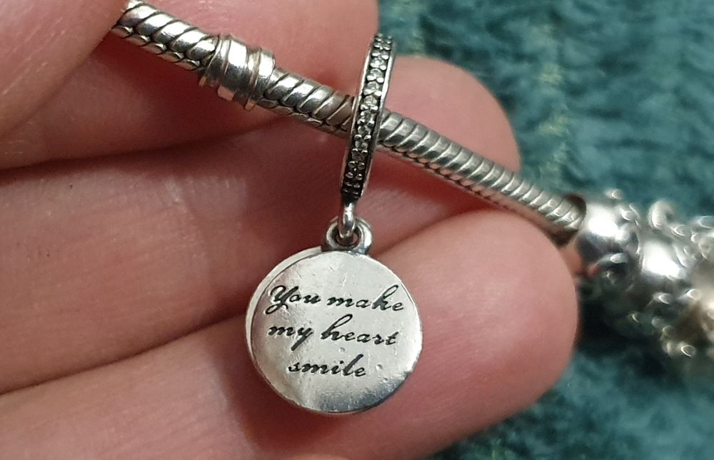 Charms Pandora Serce