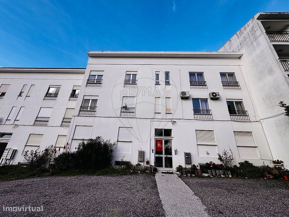 Apartamento T2 para venda — Fátima, Santarém