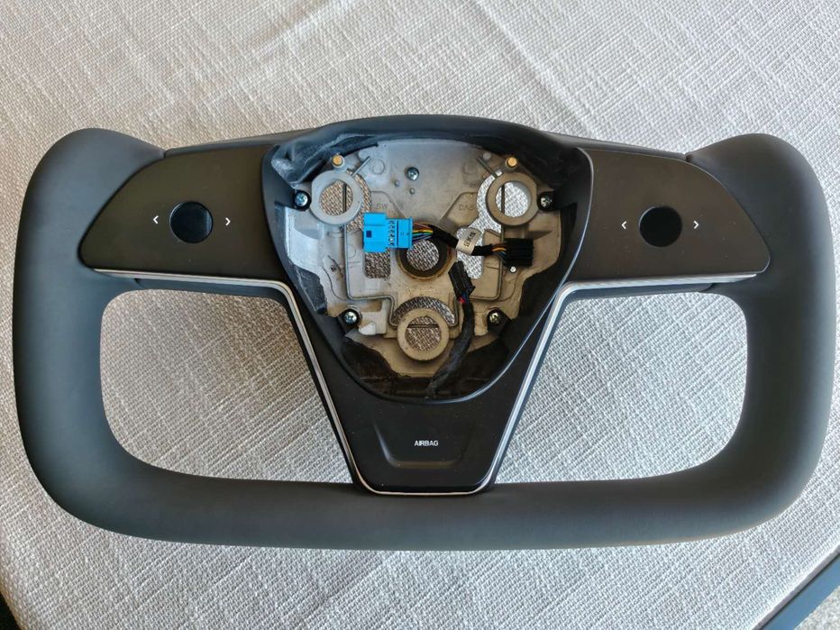 Volante tesla YOKE 2.0 vers 2019-2023