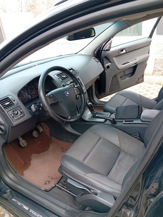 Продається автомобіль Volvo V50