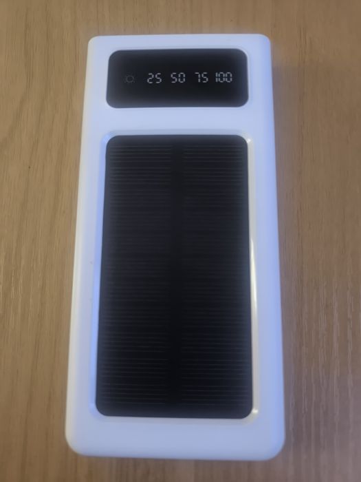 Power Bank Solar 20000 mAh com Cabos