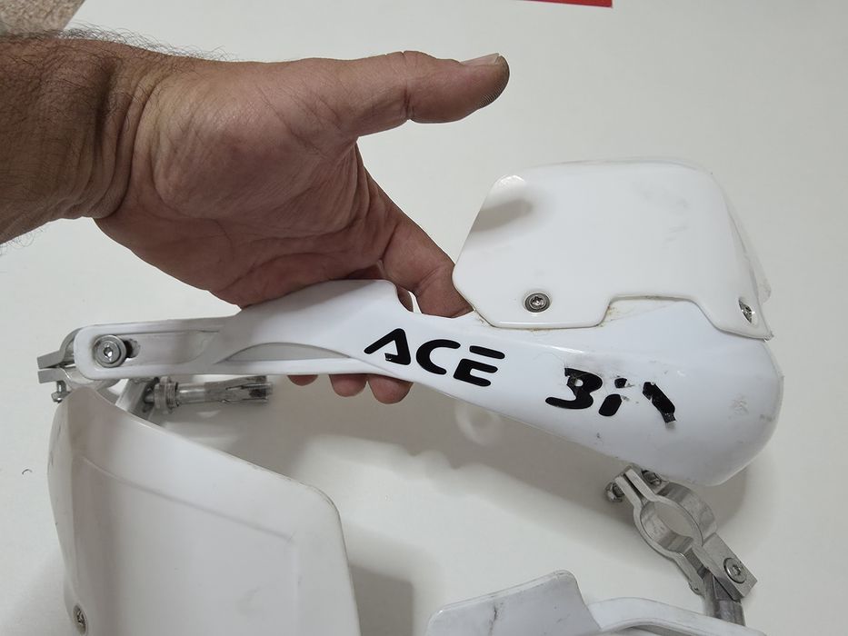 Proteção de mãos Acerbis