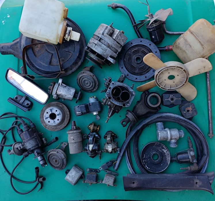 Карбюратор - бензонасос-запчасті Москвич