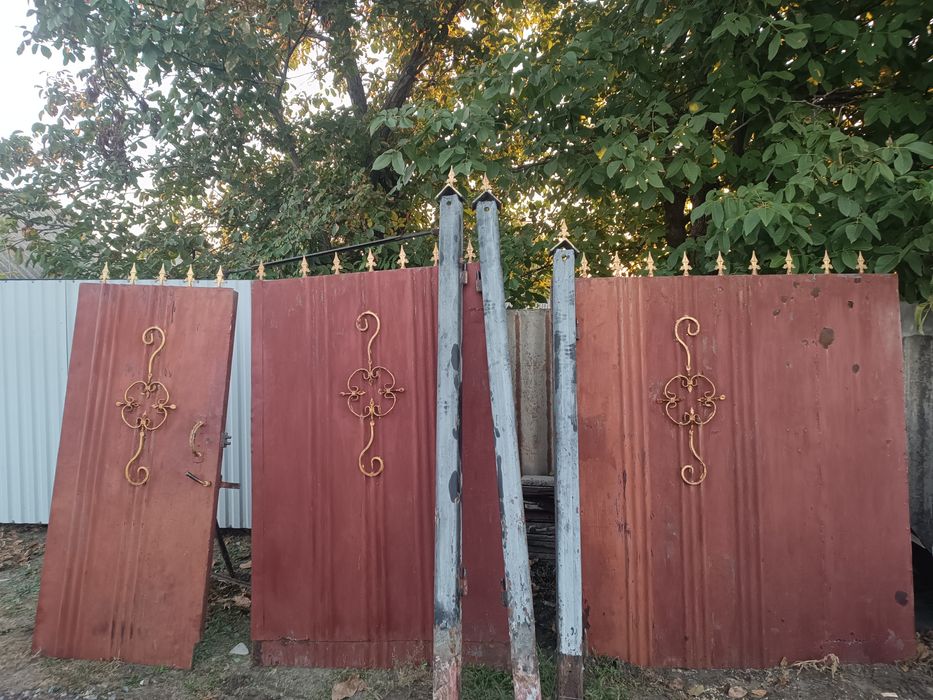 Продам ворота в комплекті