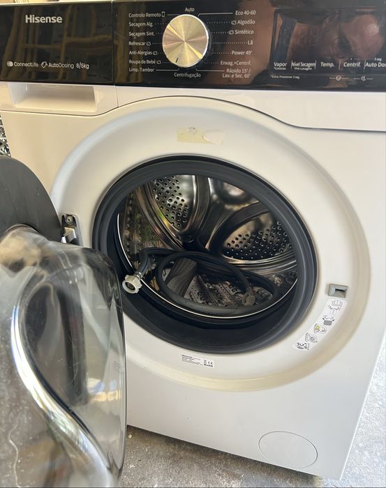 Maquina lavar e secar Hisense 8kg
