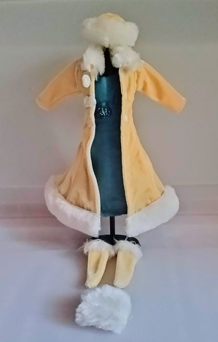 Vestidos do Mundo Barbie.Leia descrição do anúncio.