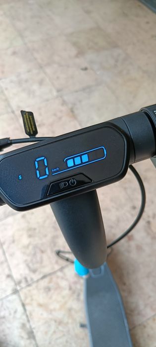 Vendo trotinete elétrica nineboot