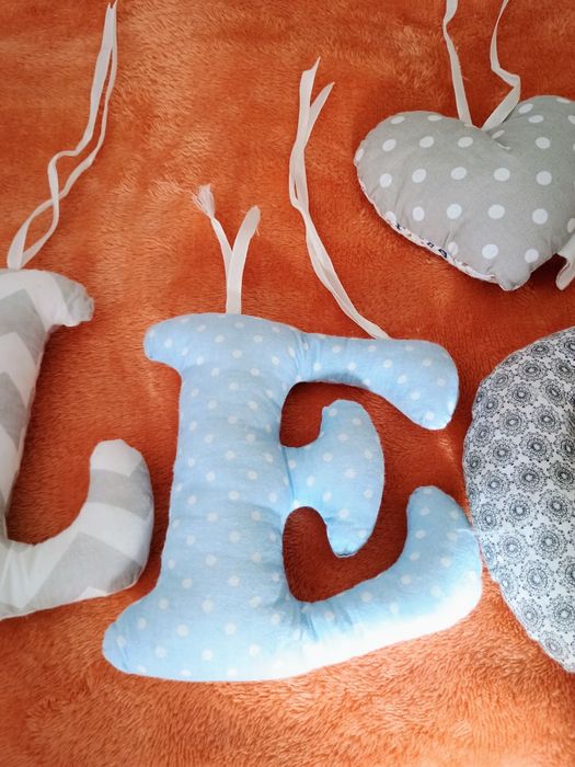 Literki LEON do zawieszenia