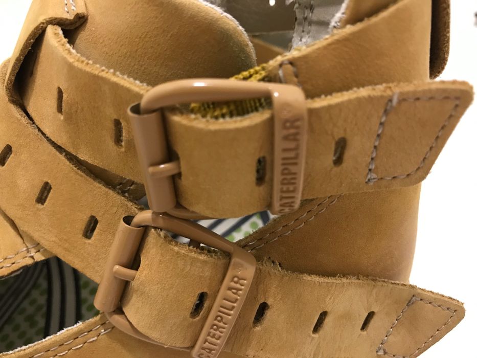 Botins de Senhora Caterpillar