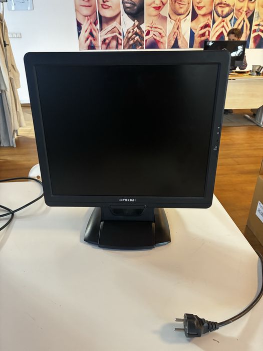 Monitot HYUNDAI  X91D