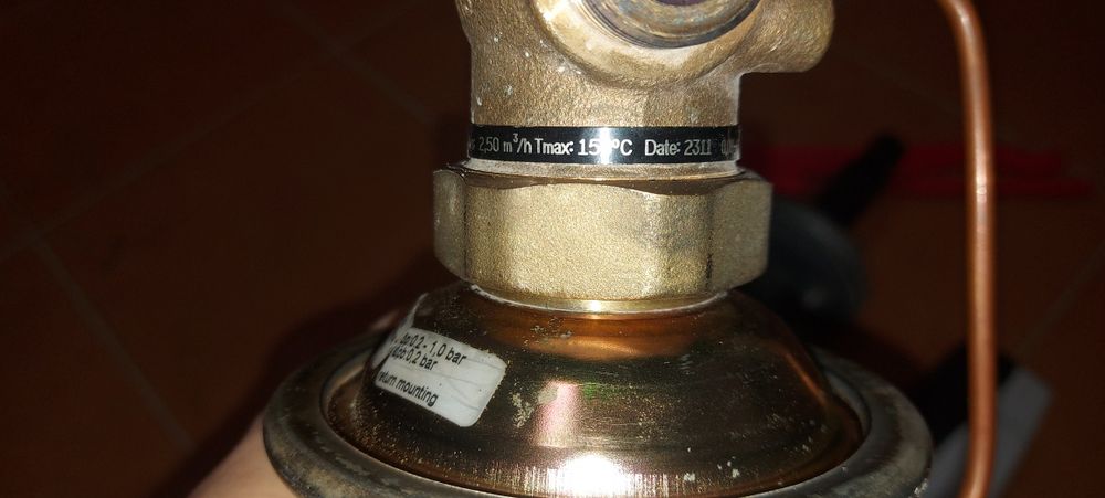 Sprzedam siłownik Danfoss VF2 oraz regulator różnicy ciśnień Danfoss