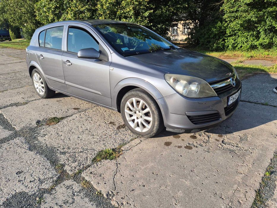 Opel Astra H 1.6 benzyna