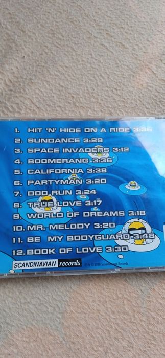 CD.   Hit,n,hide-on a ride