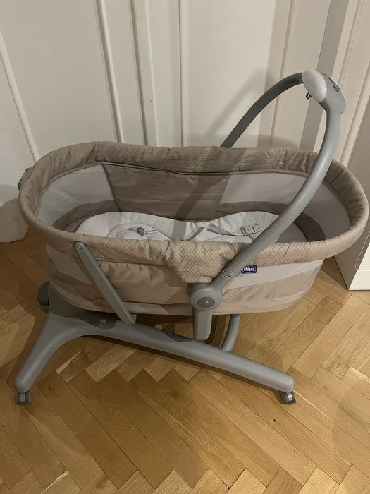 Chicco Baby Hug 4w1 Air - łóżeczko/fotelik