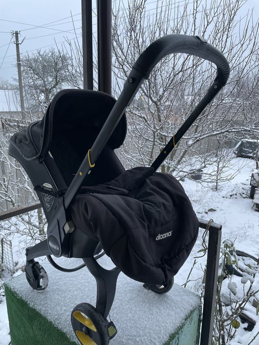 Doona автокрісло limited